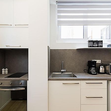 Brand New Flat For 4 Ppl Next To Syntagma Sq. Apartment เอเธนส์ ภายนอก รูปภาพ