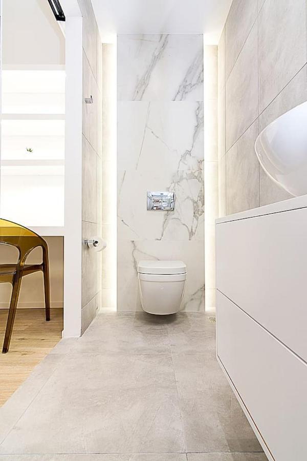 Brand New Flat For 4 Ppl Next To Syntagma Sq. Apartment เอเธนส์ ภายนอก รูปภาพ