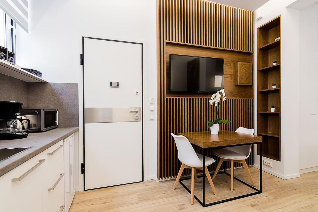 Brand New Flat For 4 Ppl Next To Syntagma Sq. Apartment เอเธนส์ ภายนอก รูปภาพ