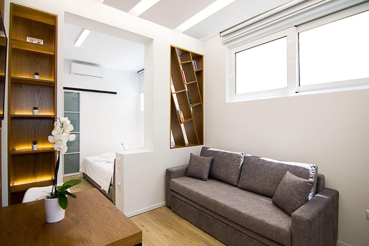 Brand New Flat For 4 Ppl Next To Syntagma Sq. Apartment เอเธนส์ ภายนอก รูปภาพ